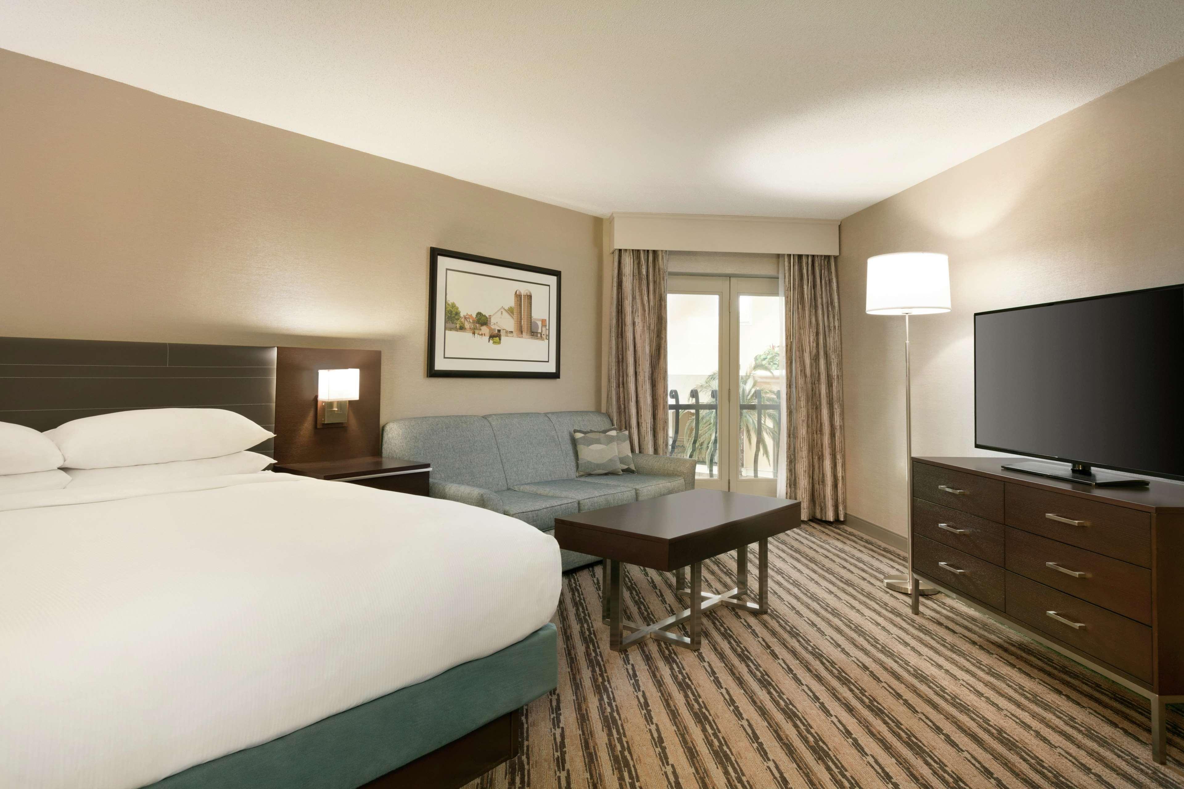 ดับเบิลทรี รีสอร์ต บาย ฮิลตัน แลงคาสเตอร์ Hotel Willow Street ภายนอก รูปภาพ