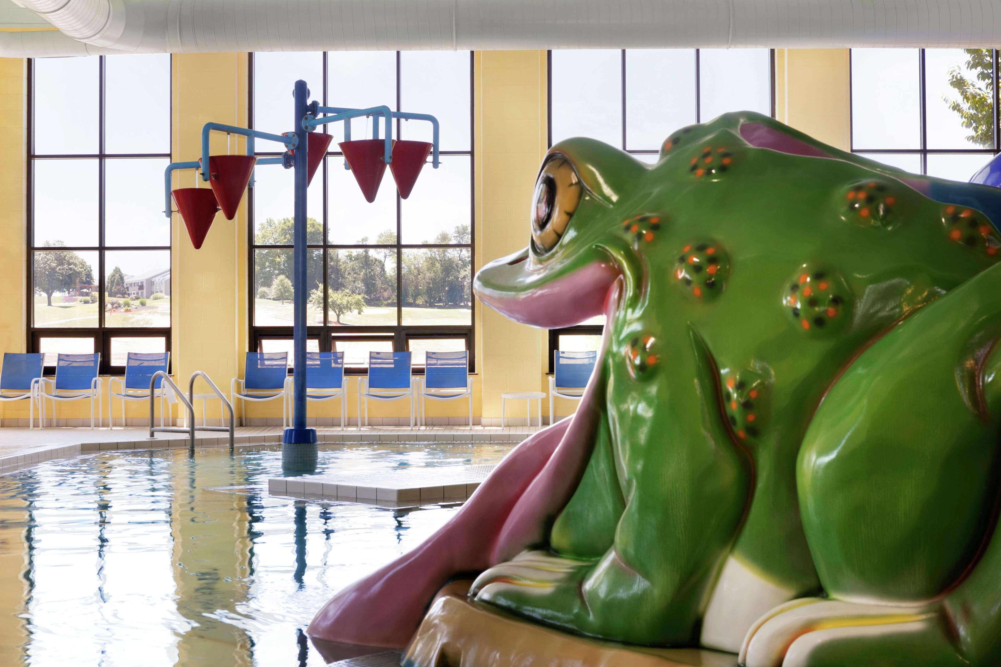 ดับเบิลทรี รีสอร์ต บาย ฮิลตัน แลงคาสเตอร์ Hotel Willow Street ภายนอก รูปภาพ